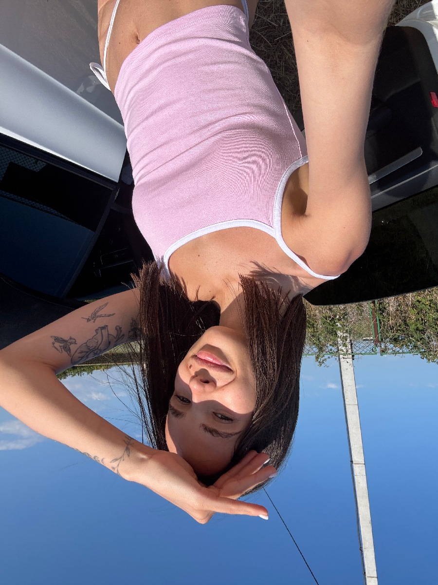 Sexy model Tina in Manaus